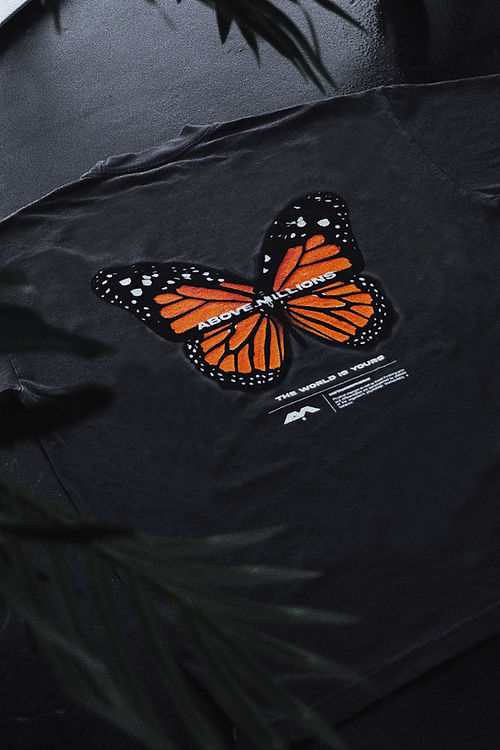 🚚QUICK SHIP⚡️ ✨ ORANGE BUTTERFLY HEAVYWEIGHT T-SHIRTS