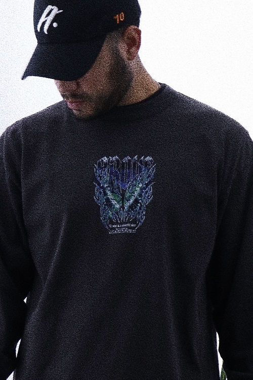 🚨2 LEFT SOUL HEAVYWEIGHT LONG SLEEVE