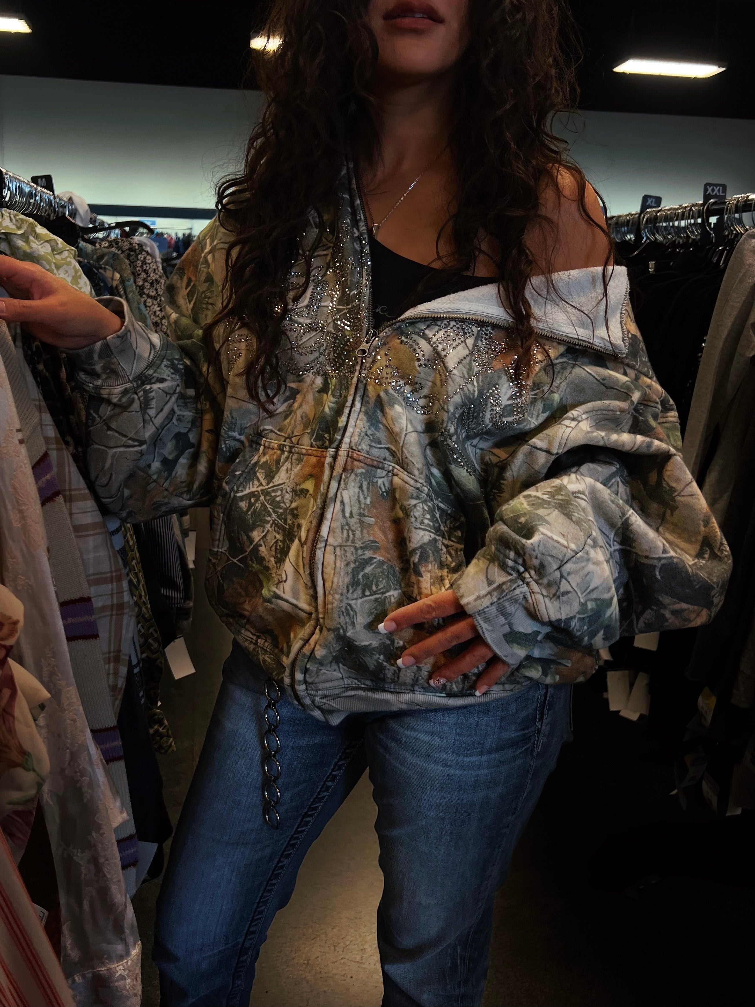 🚨PROMO CODE NOT VALID🚨
(RARE) HIDDEN GEMS. ZIP-UP 💎✨💠