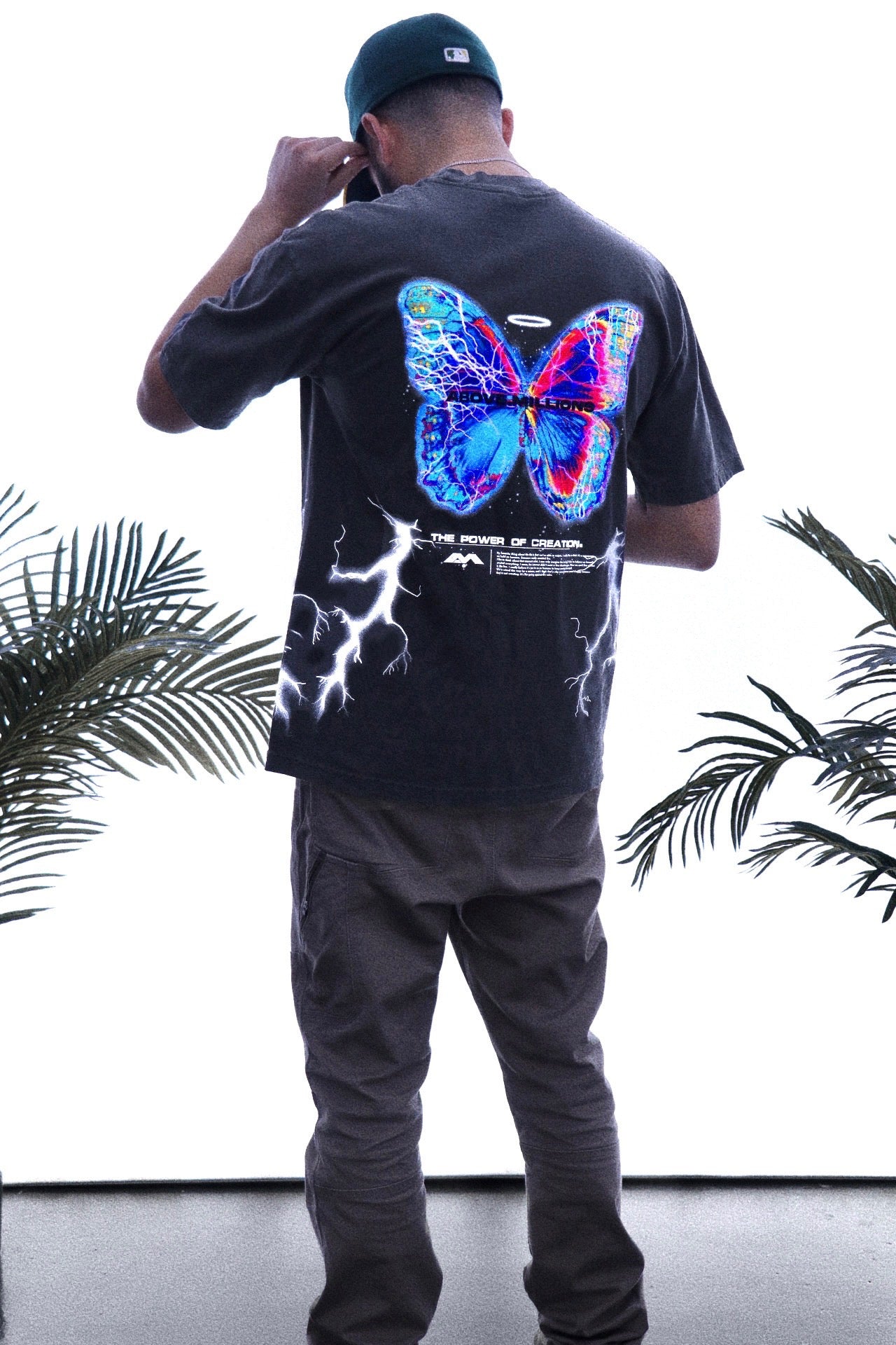 (RARE) STAR POWER. 🦋⚡️⭐️💫✨ HEAVYWEIGHT T-SHIRT