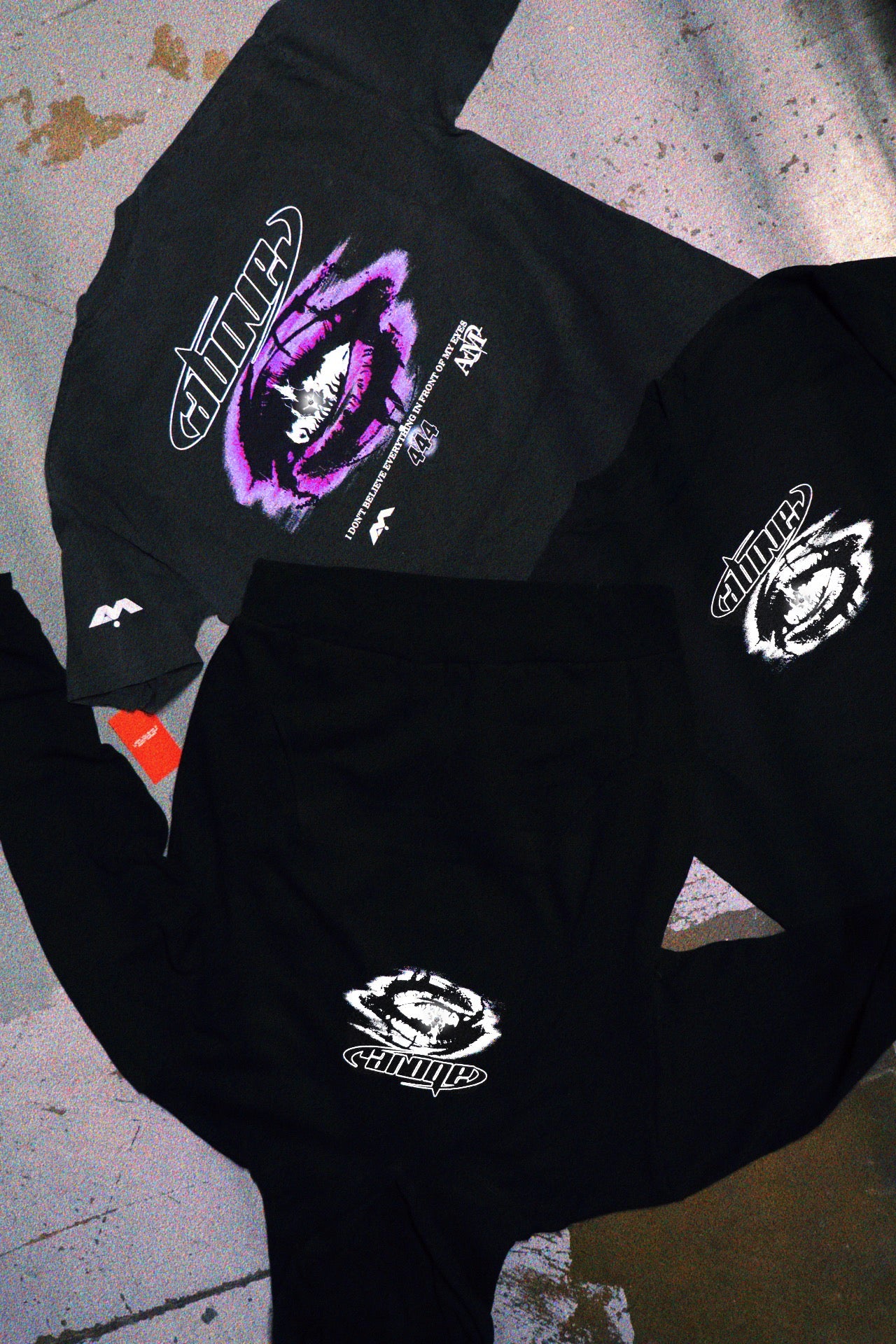 🚨PROMO CODE NOT VALID🚨 🔥 OUR #1 SELLER RN 🔥- DIAMONDS. 👁️💎✨ (RARE)