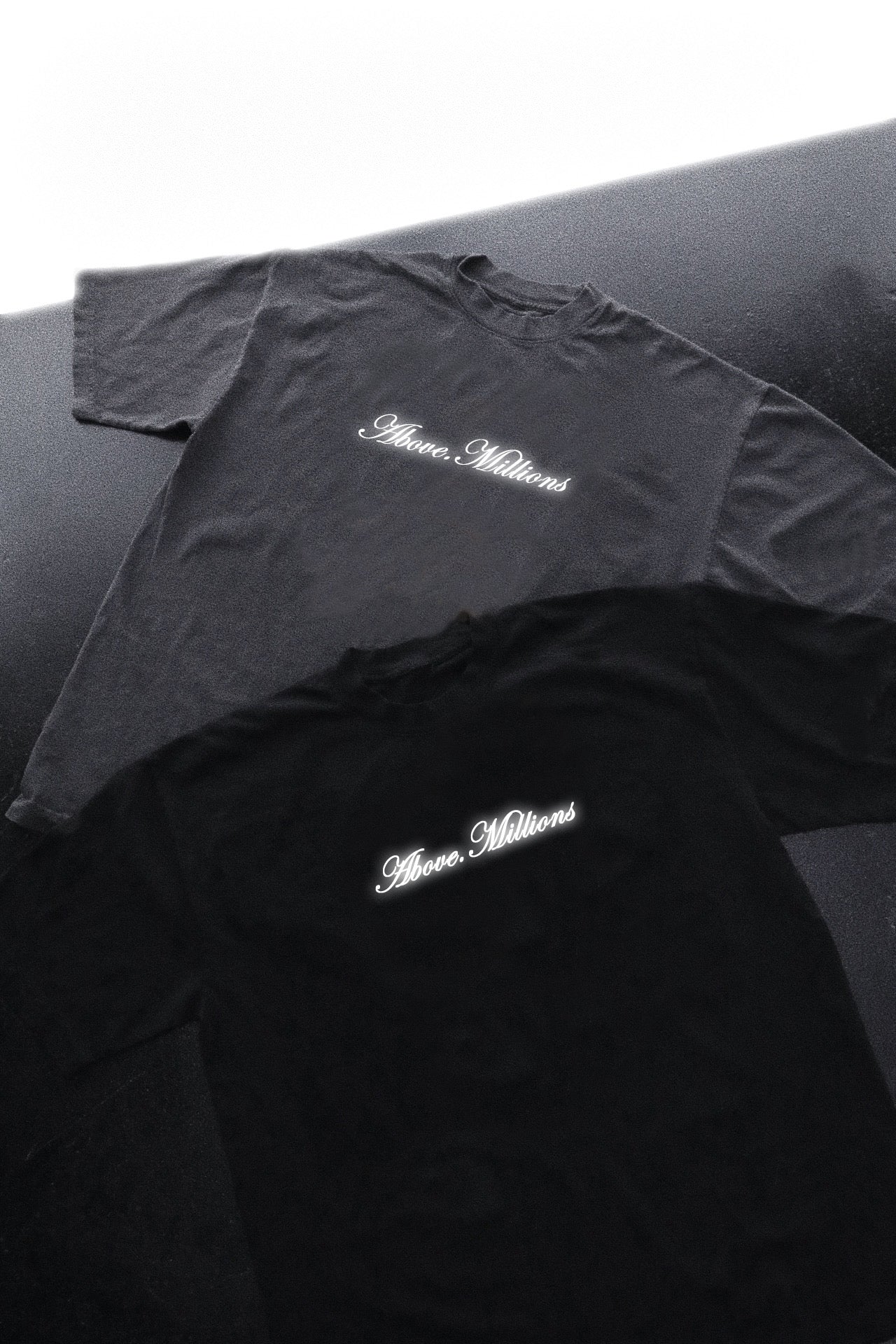 CURSIVE TEXT ONLY HEAVYWEIGHT T-SHIRT