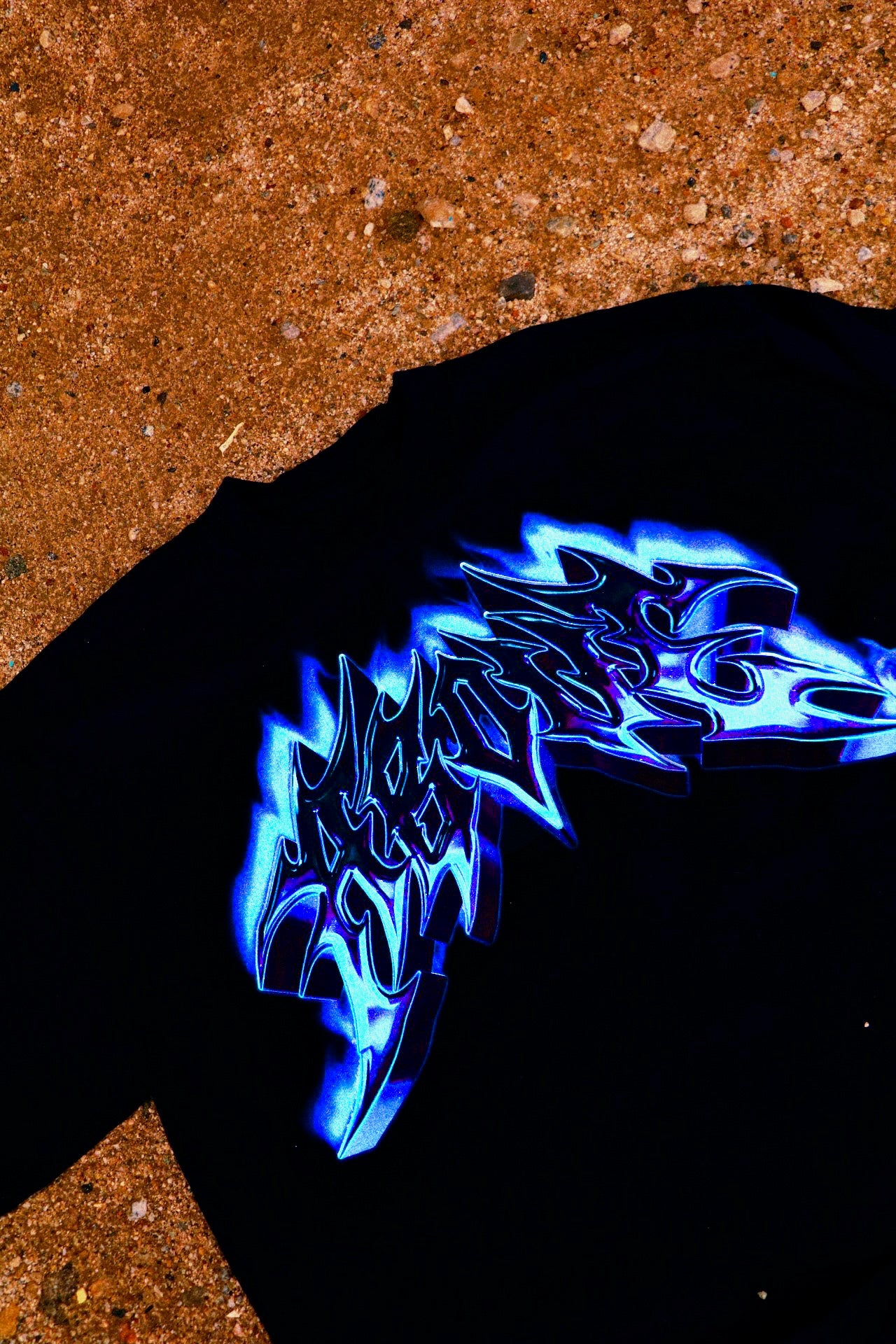 🚨 1 LEFT- AURORA.🌌✨ HEAVYWEIGHT T-SHIRT