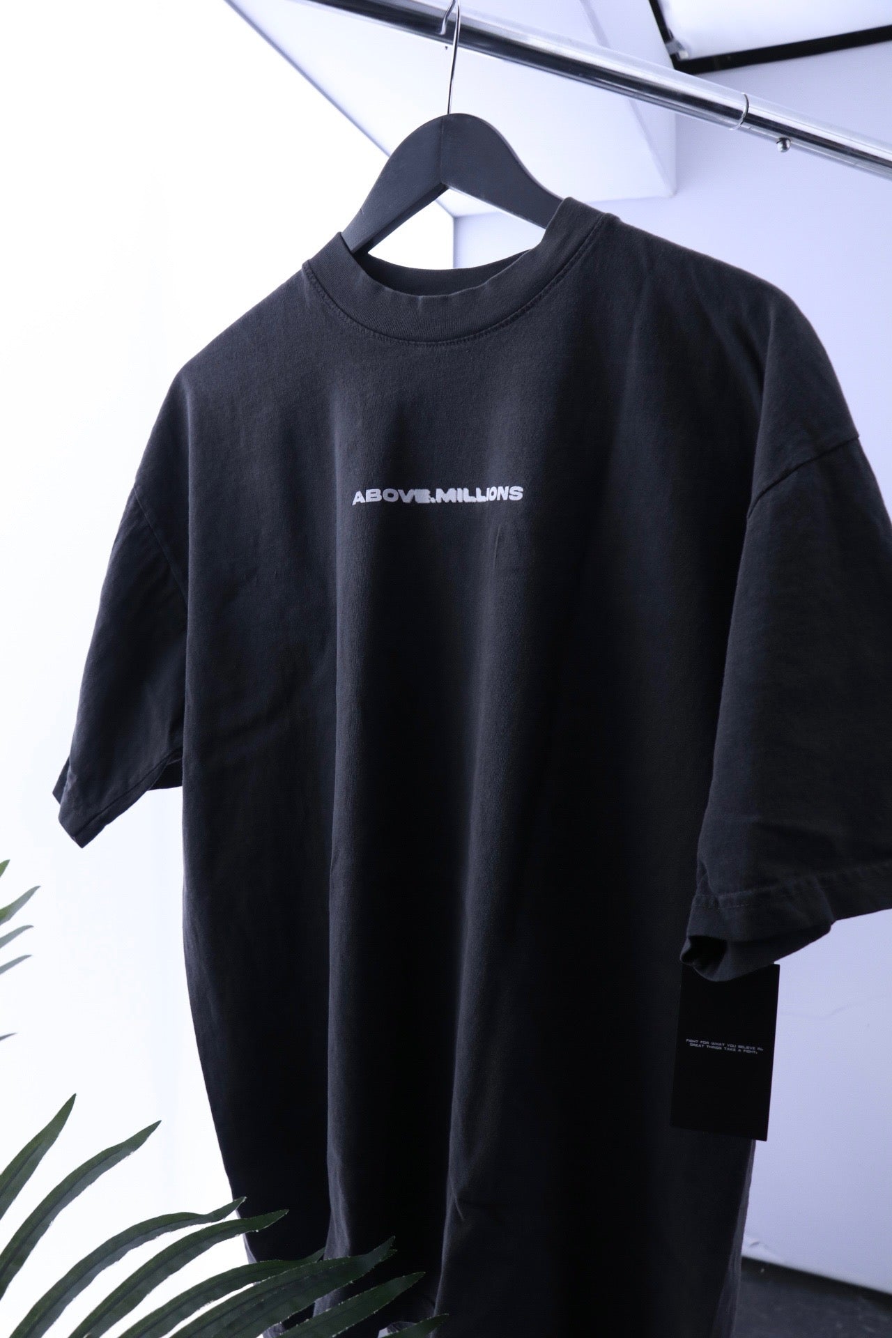 🚨1 LEFT- CHEMICAL REACTIONS. 🦋🧪✨ HEAVYWEIGHT T-SHIRT