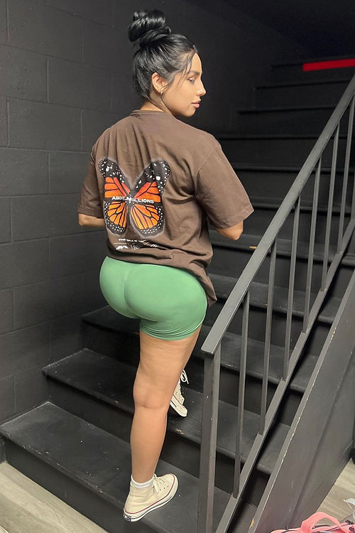 🚨3 LEFT- THE MONARCH. ✨ ORANGE BUTTERFLY HEAVYWEIGHT T-SHIRTS