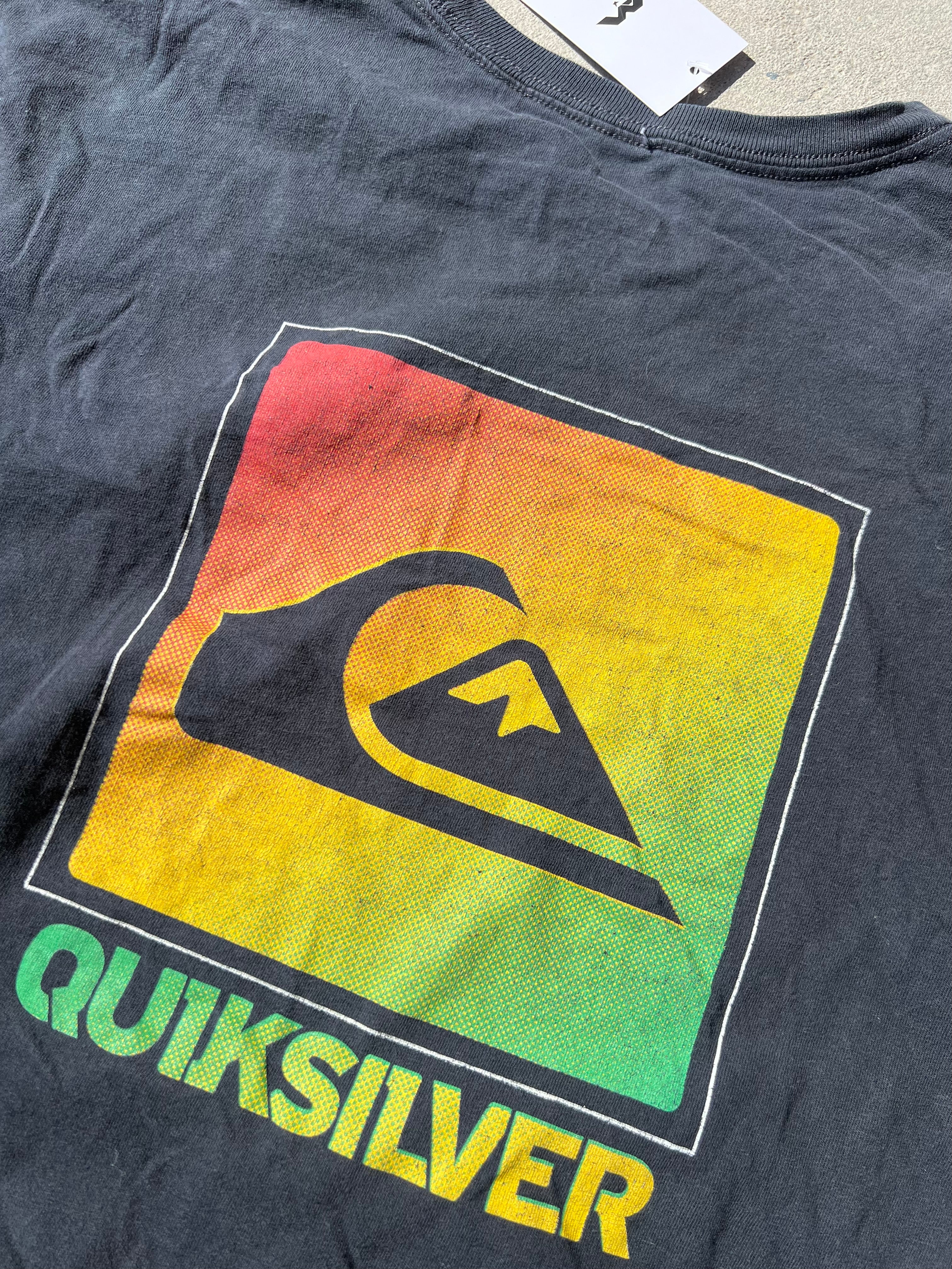 Vintage 2000’s Quiksilver Rasta Gradient T Shirt Surf Style (READ DESRIPTION)