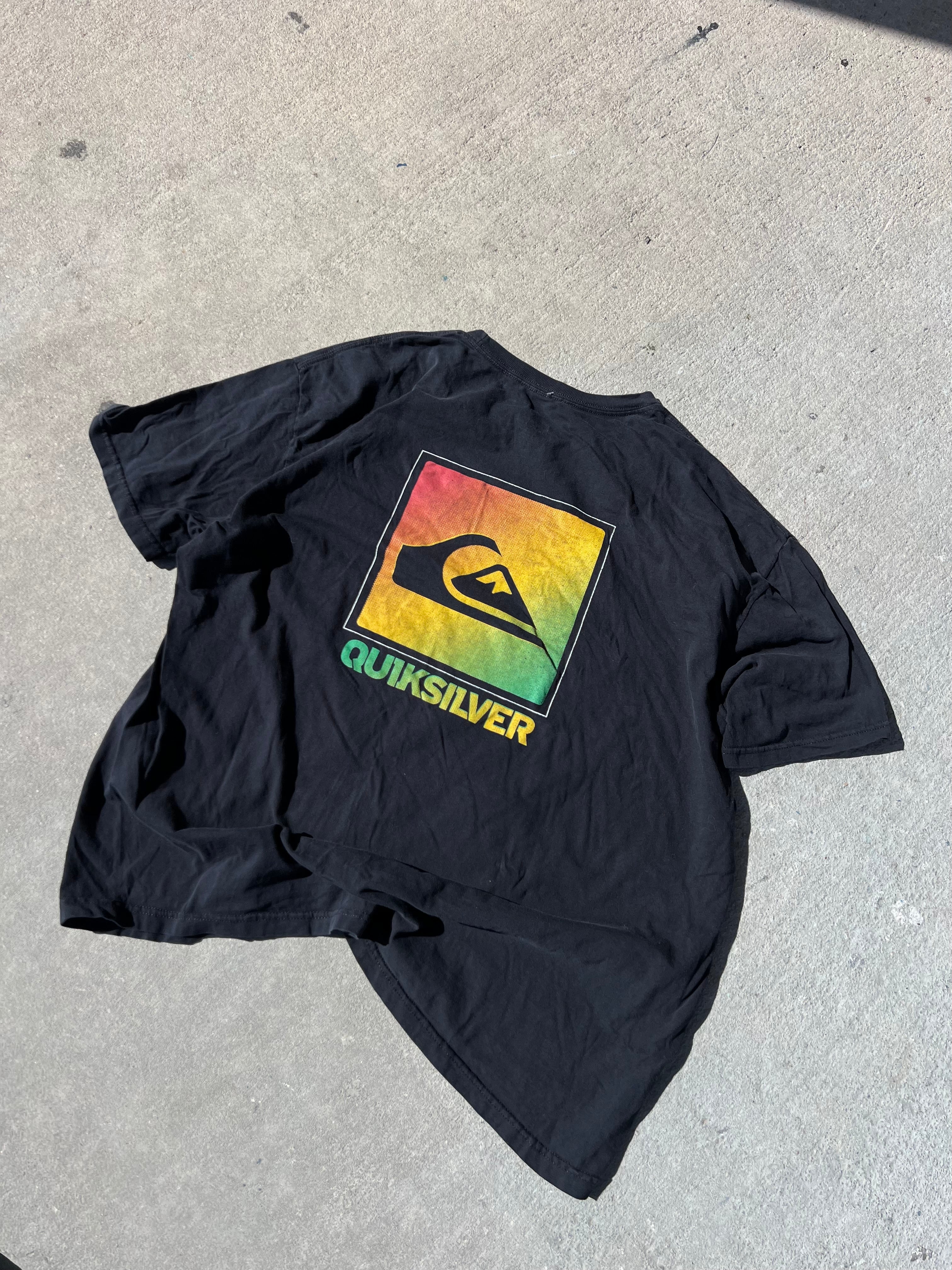 Vintage 2000’s Quiksilver Rasta Gradient T Shirt Surf Style (READ DESRIPTION)