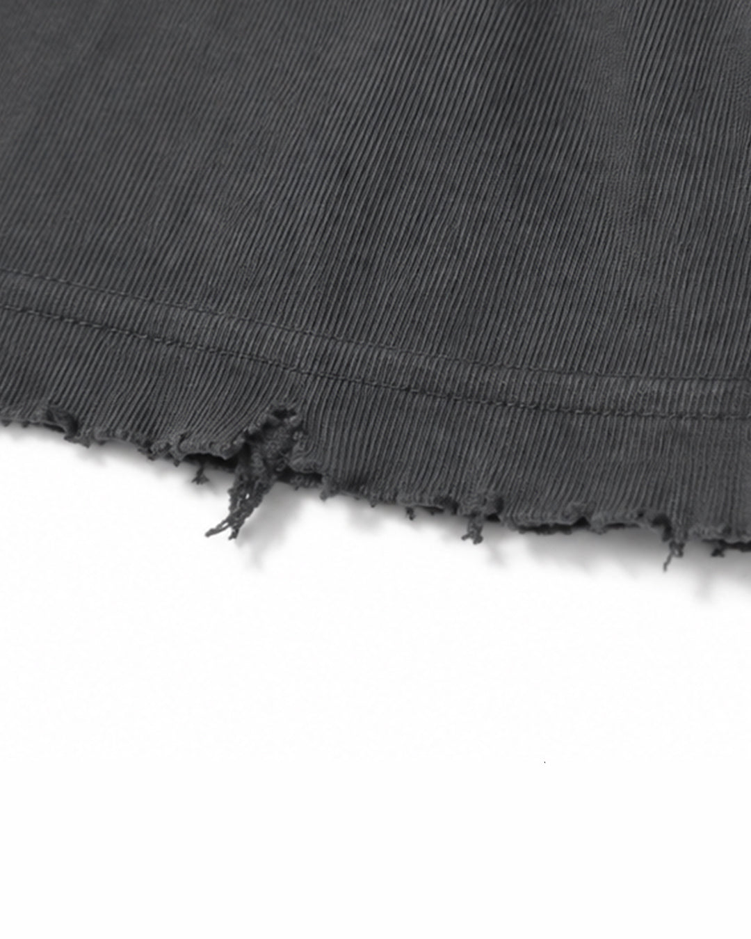 DISTRESSED + SMALL LOGO ON SLEEVE ONLY HEAVYWEIGHT T-SHIRT