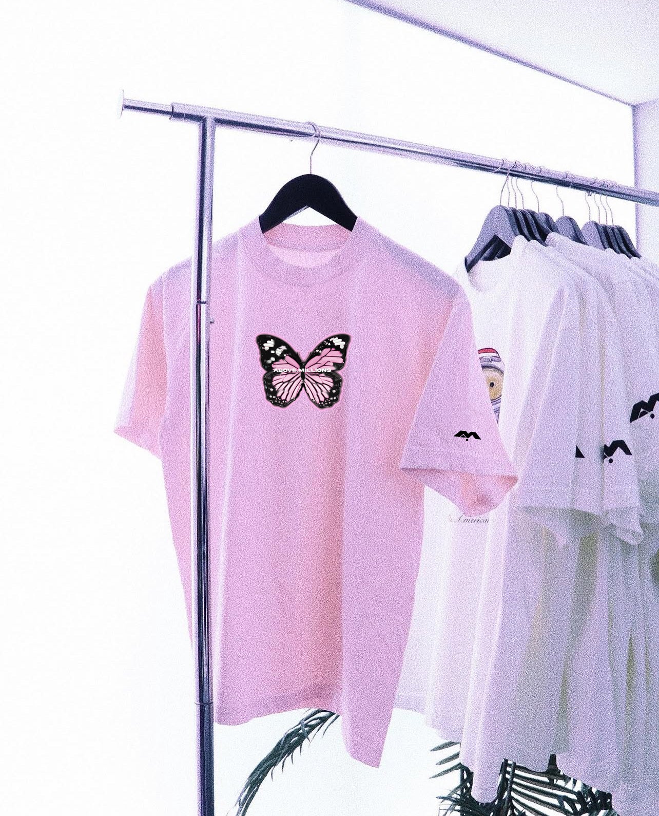 (1 PER ORDER FREE) PINK SMALL BUTTERFLY
